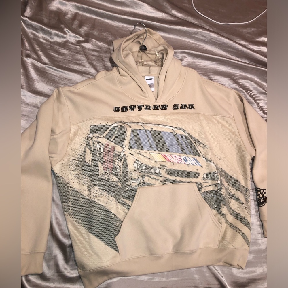 Dayton 500 Nascar Racing Hoodie Beige